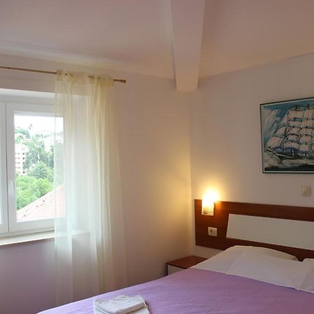 אופטיה Apartments And Rooms Liburnija מראה חיצוני תמונה