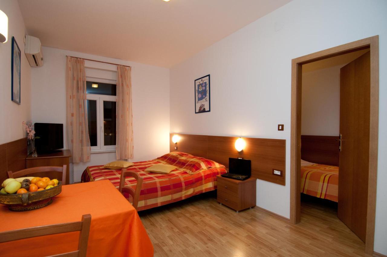 אופטיה Apartments And Rooms Liburnija מראה חיצוני תמונה