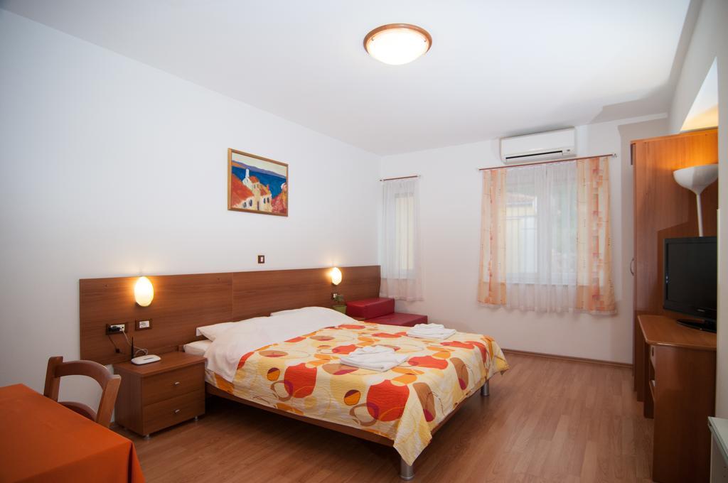 אופטיה Apartments And Rooms Liburnija מראה חיצוני תמונה